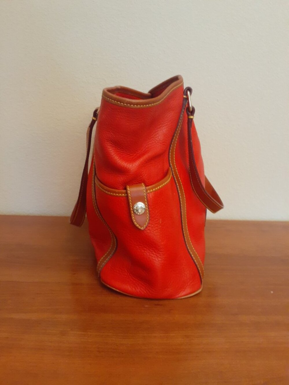 Dooney & Bourke Kristen Oversized Tote Bag - Picture 5 of 16